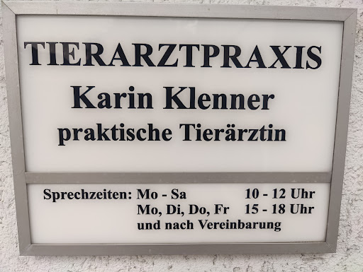 Tierarzt Karin Klenner unter Winterberg, 