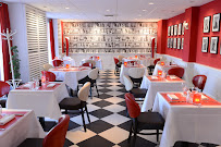 Atmosphère du Restaurant français Restaurant Rouge et Blanc à Romanèche-Thorins - n°4