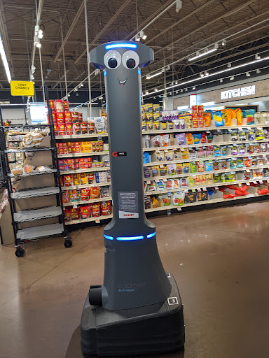 Grocery Store «Giant Food Stores», reviews and photos, 116 West Township Line Road, Havertown, PA 19083, USA