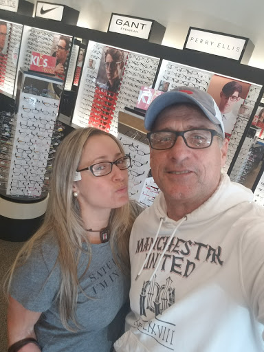 Eye Care Center «Visionworks - Fontainebleau Square», reviews and photos, 10071 W Flagler St Ste C 100, Miami, FL 33174, USA