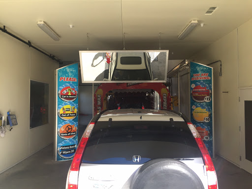 Car Wash «In-N-Out Express Car Wash Inc», reviews and photos, 13310 Sherman Way, North Hollywood, CA 91605, USA