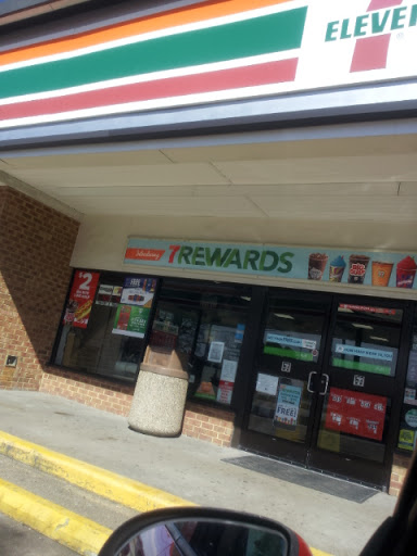 7-Eleven, 2610 Cunningham Dr, Hampton, VA 23666, USA, 