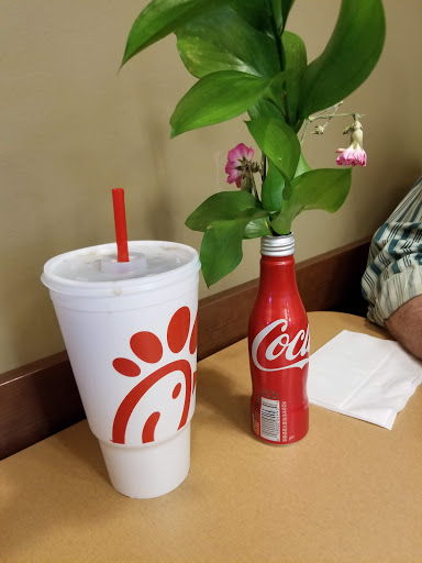 Fast Food Restaurant «Chick-fil-A», reviews and photos, 5351 S 76th St, Greendale, WI 53129, USA