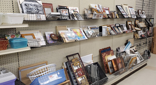 Thrift Store «Lakewood Goodwill», reviews and photos, 6002 Mt Tacoma Dr SW, Tacoma, WA 98499, USA