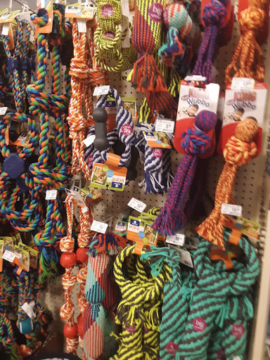 Pet Supply Store «PetSmart», reviews and photos, 6019 Wade Hampton Blvd, Taylors, SC 29687, USA