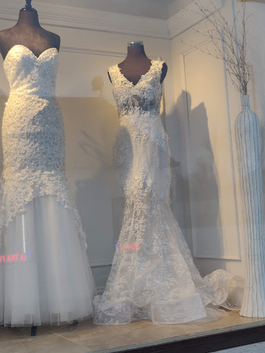 Bridal Shop «Argelia Novias Bridal», reviews and photos, 602 New Park Ave, West Hartford, CT 06110, USA