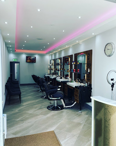 Reviews of Youssefs COWLEY CUTZ in Oxford - Barber shop