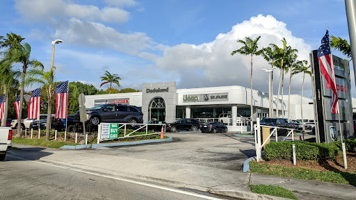 Dodge Dealer «Dadeland Dodge Chrysler Jeep Ram», reviews and photos, 16501 S Dixie Hwy, Miami, FL 33157, USA