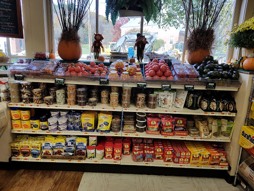Grocery Store «Washington Food Market Inc», reviews and photos, 5 Bryan Hall Plaza, Washington Depot, CT 06794, USA