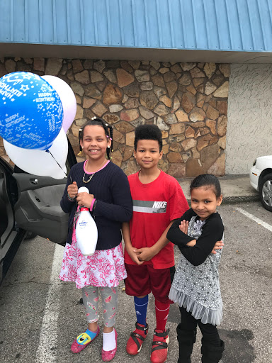 Bowling Alley «Strike & Spare Family Fun Center», reviews and photos, 6220 Shepherdsville Rd, Louisville, KY 40228, USA