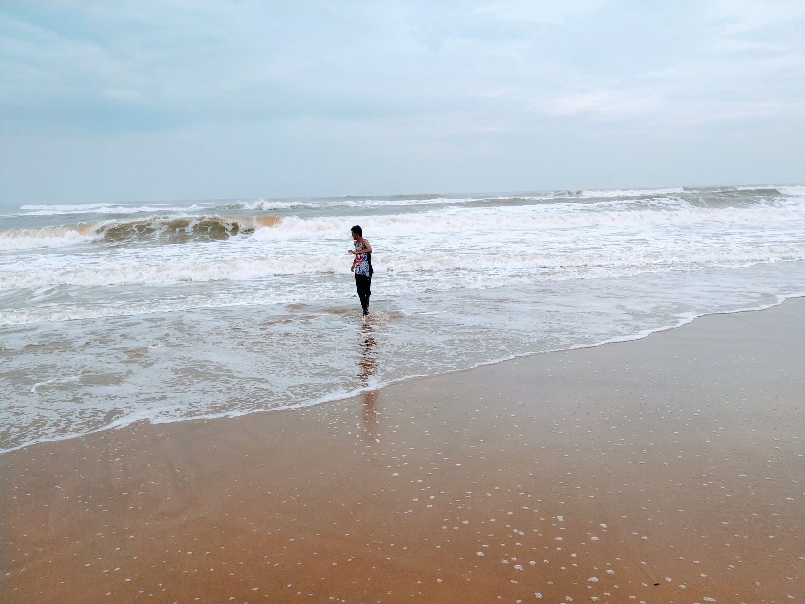 Rajaram Puram Beach的照片 具有非常干净级别的清洁度