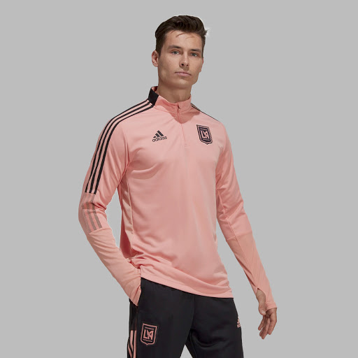 Sporting Goods Store «Niky’s Sports», reviews and photos, 3537 Tweedy Blvd, South Gate, CA 90280, USA