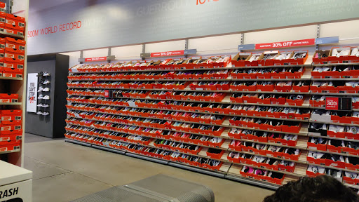 Sporting Goods Store «Nike Factory Store», reviews and photos, 30 N Arkansas Ave, Atlantic City, NJ 08401, USA