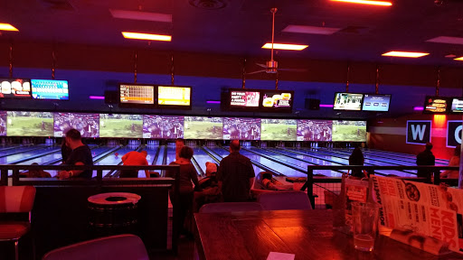 Bowling Alley «AMF Town & Country Lanes», reviews and photos, 405 Boston Turnpike, Shrewsbury, MA 01545, USA