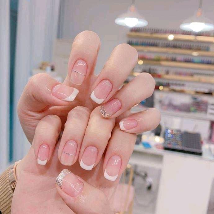 N V Nails 26508