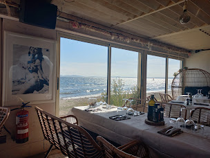 Photo n°58 de Le Petit Bain - Restaurant & plage Hyères à Hyères ()