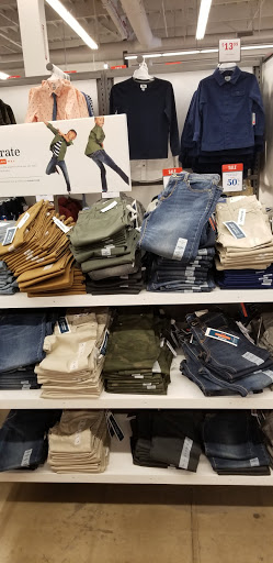 Clothing Store «Old Navy», reviews and photos, 4037 Factoria Blvd SE, Bellevue, WA 98006, USA