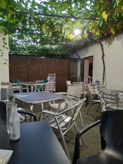 Cafetería/Pub Refugio - Rúa Benigno Quiroga, 42, 27360 Láncara, Lugo, Spain