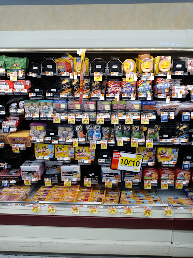 Shopping Mall «White Oak Shopping Center», reviews and photos, 11200 New Hampshire Ave, Silver Spring, MD 20904, USA