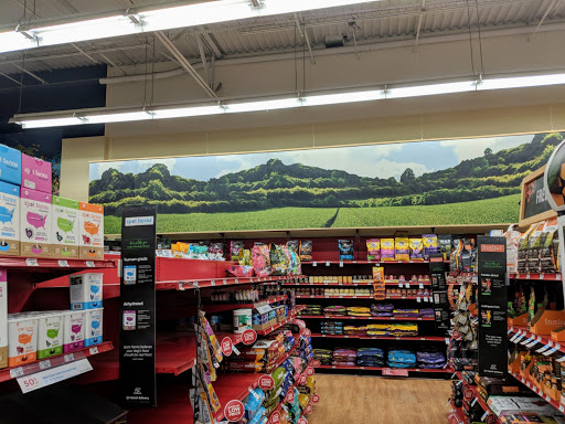 Pet Supply Store «Petco Animal Supplies», reviews and photos, 3300 Broadway St, Eureka, CA 95501, USA