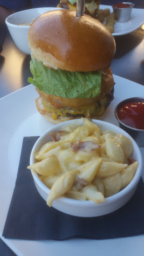 Restaurant «OTP Tap and Grill», reviews and photos, 1475 Holcomb Bridge Rd, Roswell, GA 30076, USA