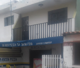 Pizza Hut Belenes photo