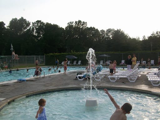 Golf Course «Mc Gregor-Links Country Club», reviews and photos, 359 Northern Pines Rd, Wilton, NY 12831, USA