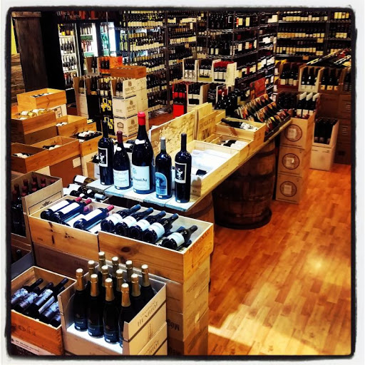 Liquor Store «Wine Shoppe At Green Hills», reviews and photos, 2109 Abbott Martin Rd, Nashville, TN 37215, USA
