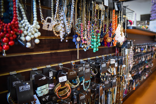 Clothing Store «Uptown Cheapskate», reviews and photos, 8436 Denton Hwy #206, Watauga, TX 76148, USA