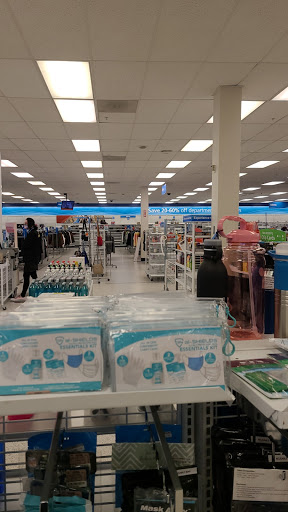 Clothing Store «Ross Dress for Less», reviews and photos, 7615 Evergreen Way, Everett, WA 98203, USA