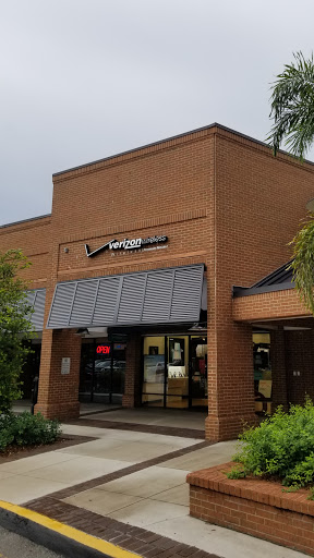 Cell Phone Store «Verizon Weston», reviews and photos, 1136 Weston Rd, Weston, FL 33326, USA