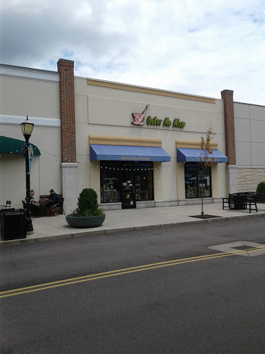 Shopping Mall «Crestview Hills Town Center», reviews and photos, 2791 Town Center Blvd, Crestview Hills, KY 41017, USA