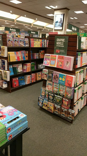 Book Store «Barnes & Noble», reviews and photos, 1212 Greenbrier Pkwy, Chesapeake, VA 23320, USA