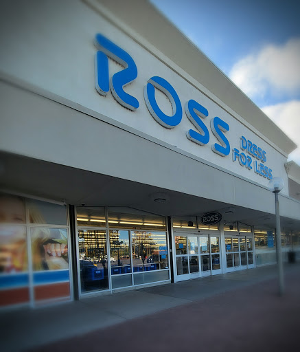 Shopping Mall «Oregon City Shopping Center», reviews and photos, I-205, Oregon City, OR 97045, USA