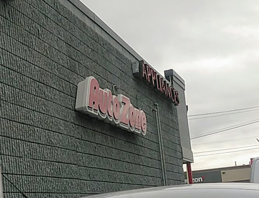 Auto Parts Store «AutoZone», reviews and photos, 12 Plaistow Rd, Plaistow, NH 03865, USA
