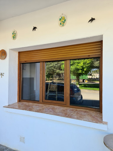 Termoline ( Juan&Mikaela) toldos en Sariñena