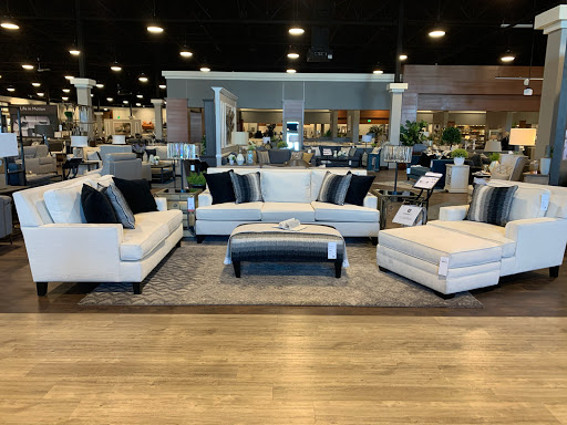 Furniture Store «Living Spaces - Glendale, AZ», reviews and photos, 6767 W Bell Rd, Glendale, AZ 85308, USA