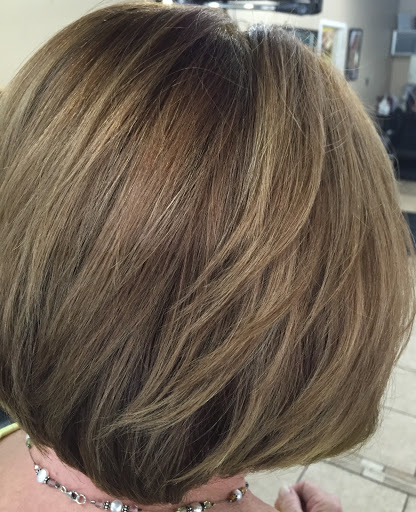 Beauty Salon «Bella Madame Salon», reviews and photos, 3047 Woodland Hills Dr, Kingwood, TX 77339, USA