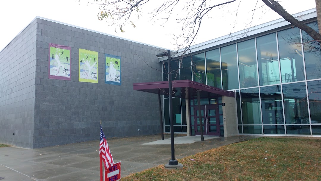 Lincoln Elementary Performing Arts School