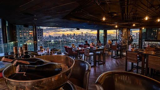 Bangkok Heightz Rooftop (Restaurant & Bar 39th floor)
