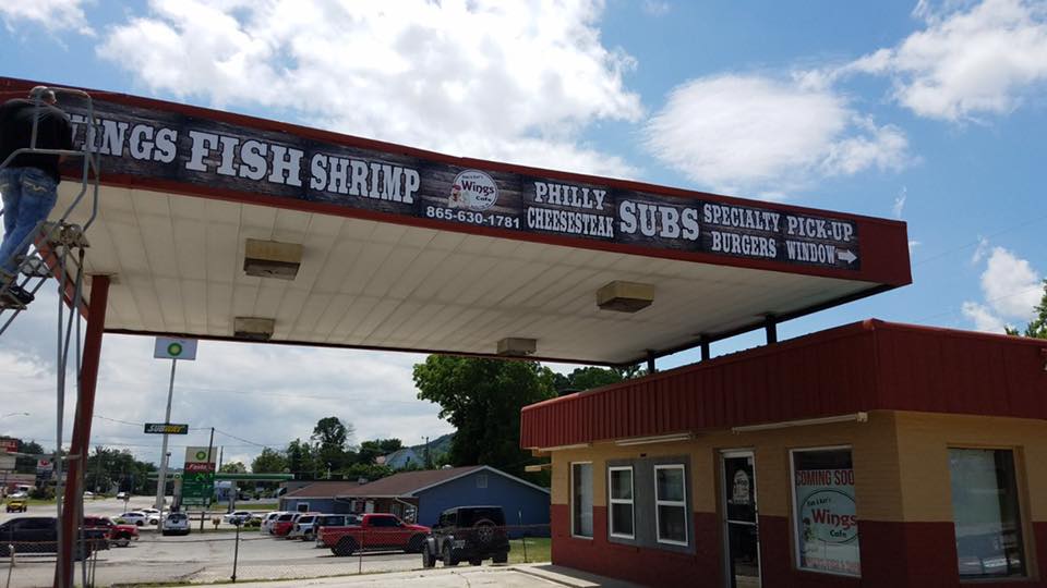 Dan & Kay's Wings Cafe 37769