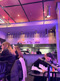 Atmosphère du Restaurant de hamburgers Gomu à Paris - n°8