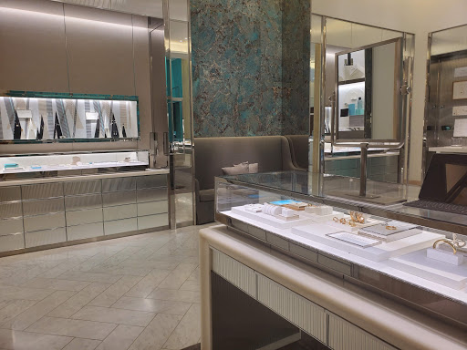Jewelry Store «Tiffany & Co.», reviews and photos, 4200 Conroy Rd, Orlando, FL 32839, USA