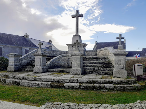 Calvaire de l'ancien cimetière à Berric