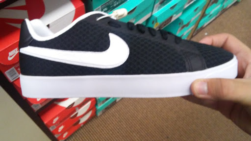 Shoe Store «Famous Footwear», reviews and photos, 32 Main Ave, Clifton, NJ 07014, USA