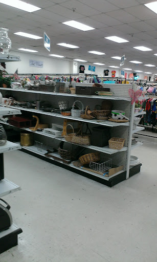 Thrift Store «Sunshine Thrift Store», reviews and photos, 4304 S Dale Mabry Hwy, Tampa, FL 33611, USA