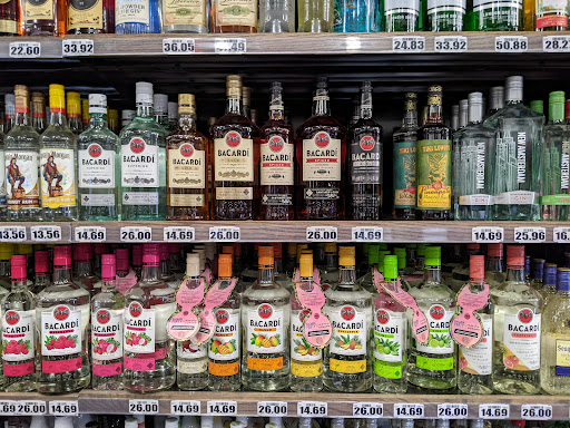 Liquor Store «Big Ten Party Stores», reviews and photos, 1108 E Grand River Ave, East Lansing, MI 48823, USA