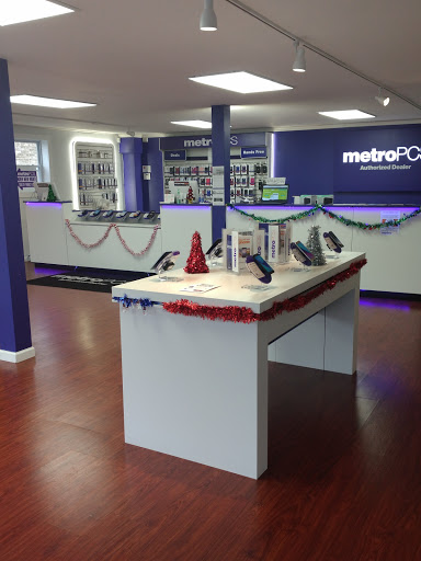 Cell Phone Store «MetroPCS Authorized Dealer», reviews and photos, 4702 Carlisle Pike #28, Mechanicsburg, PA 17050, USA