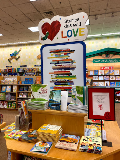 Book Store «Barnes & Noble», reviews and photos, 614 S Meadow St, Ithaca, NY 14850, USA