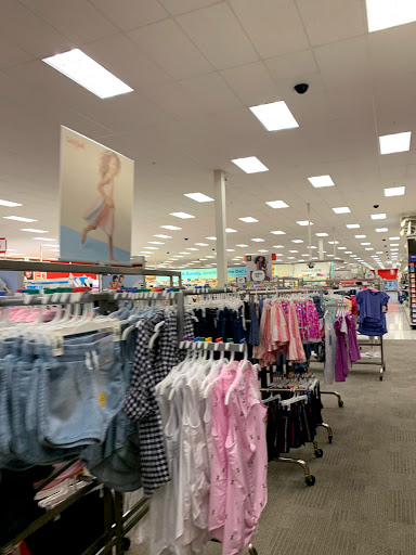 Department Store «Target», reviews and photos, 605 Boston Post Rd E, Marlborough, MA 01752, USA